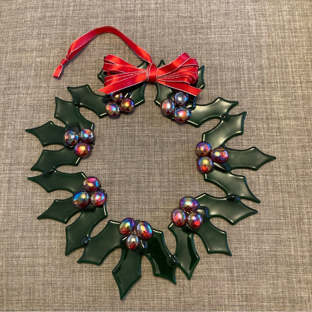 Vintage Stained Glass Holly Berry Wreath Window Suncatcher 10” Ribbon Hanger